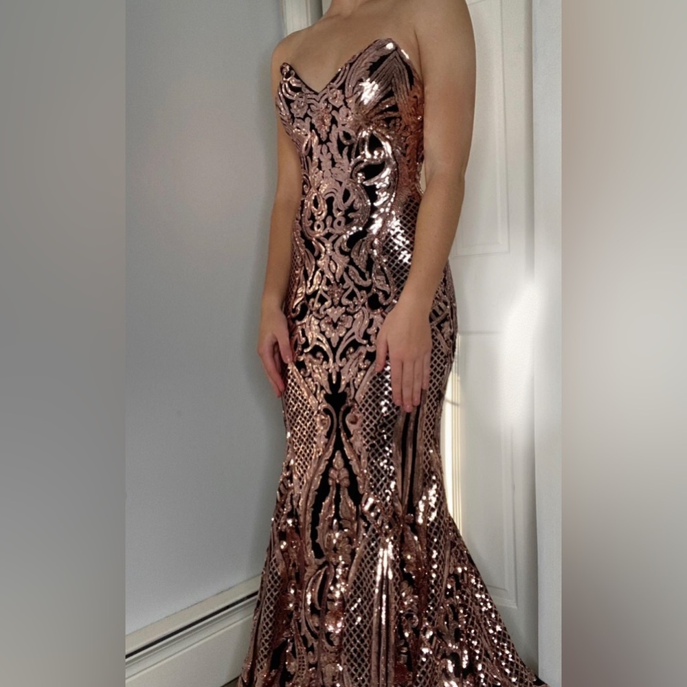 Jovani Prom Dress• Size 2• $400